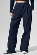 Pantalon alo yoga azul marino