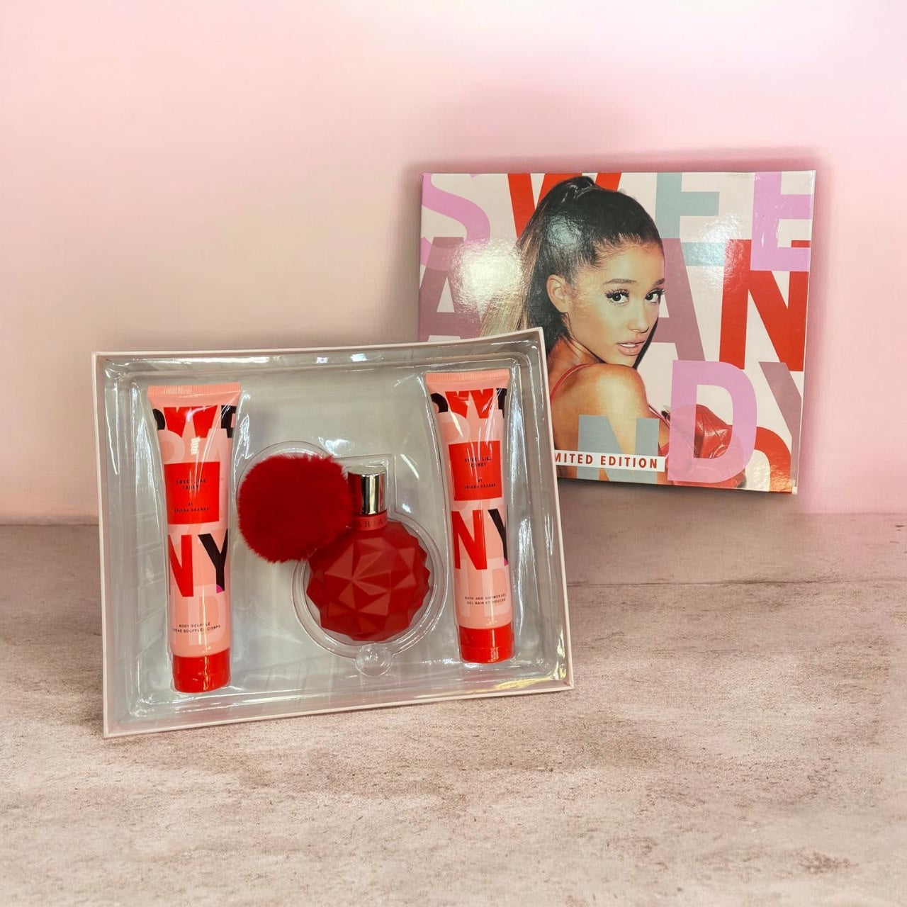Set de perfume y crema Ariana Grande (rojo)