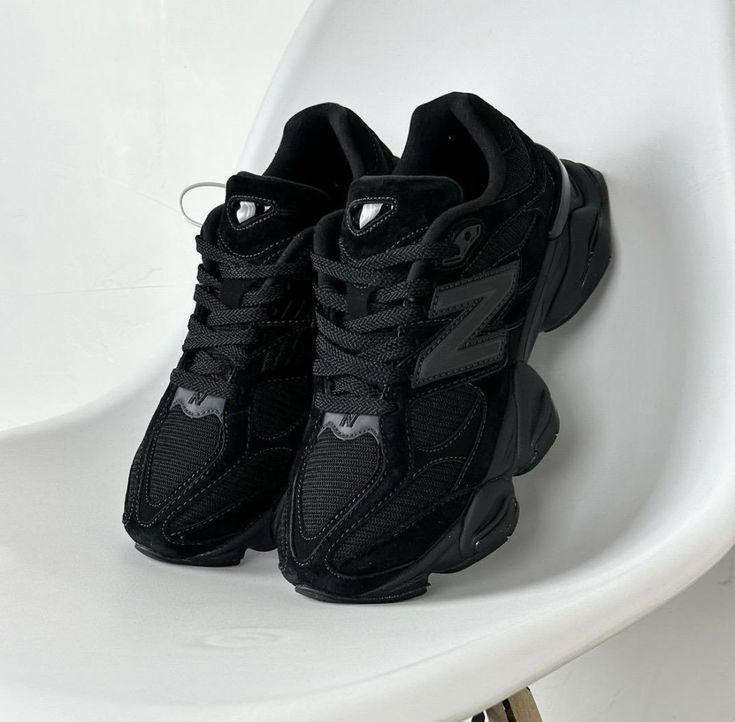 New Balance 9060 Negro