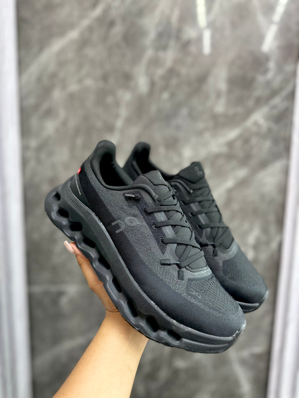 On cloud black