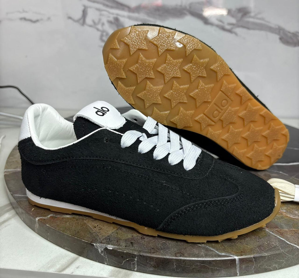 Zapatilla alo negra gamuza